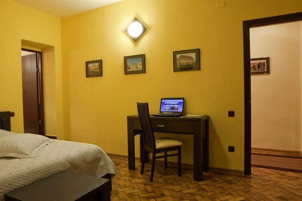 Rami House Central Double Rooms Braszów Zewnętrze zdjęcie